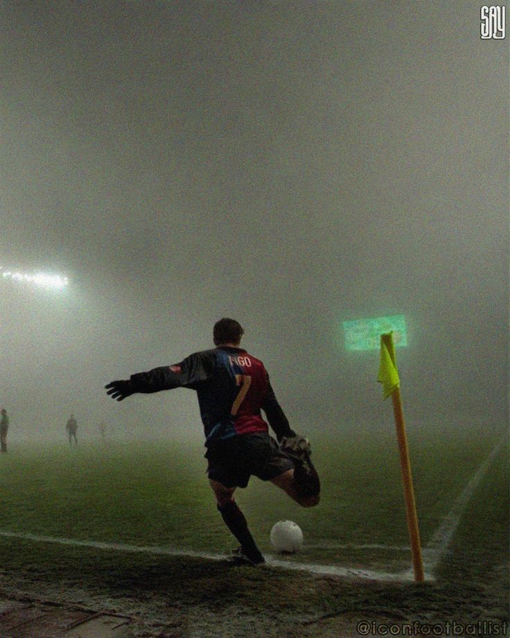 "Fußballstars, die die Rivalität überwanden: Spielerwechsel zwischen Erzrivalen"