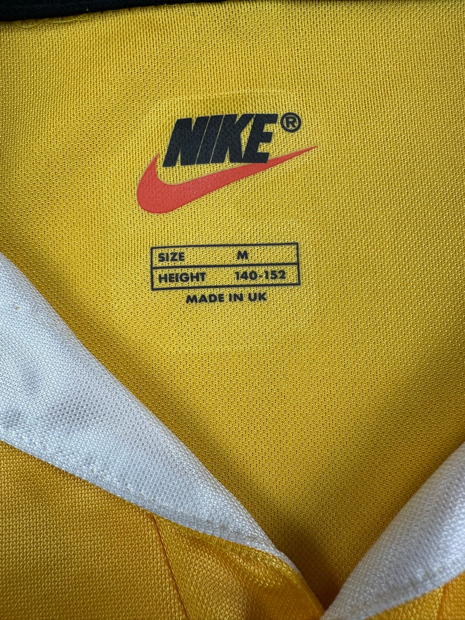 Borussia Dortmund 1998-00 Heim Trikot Gr.152 nike