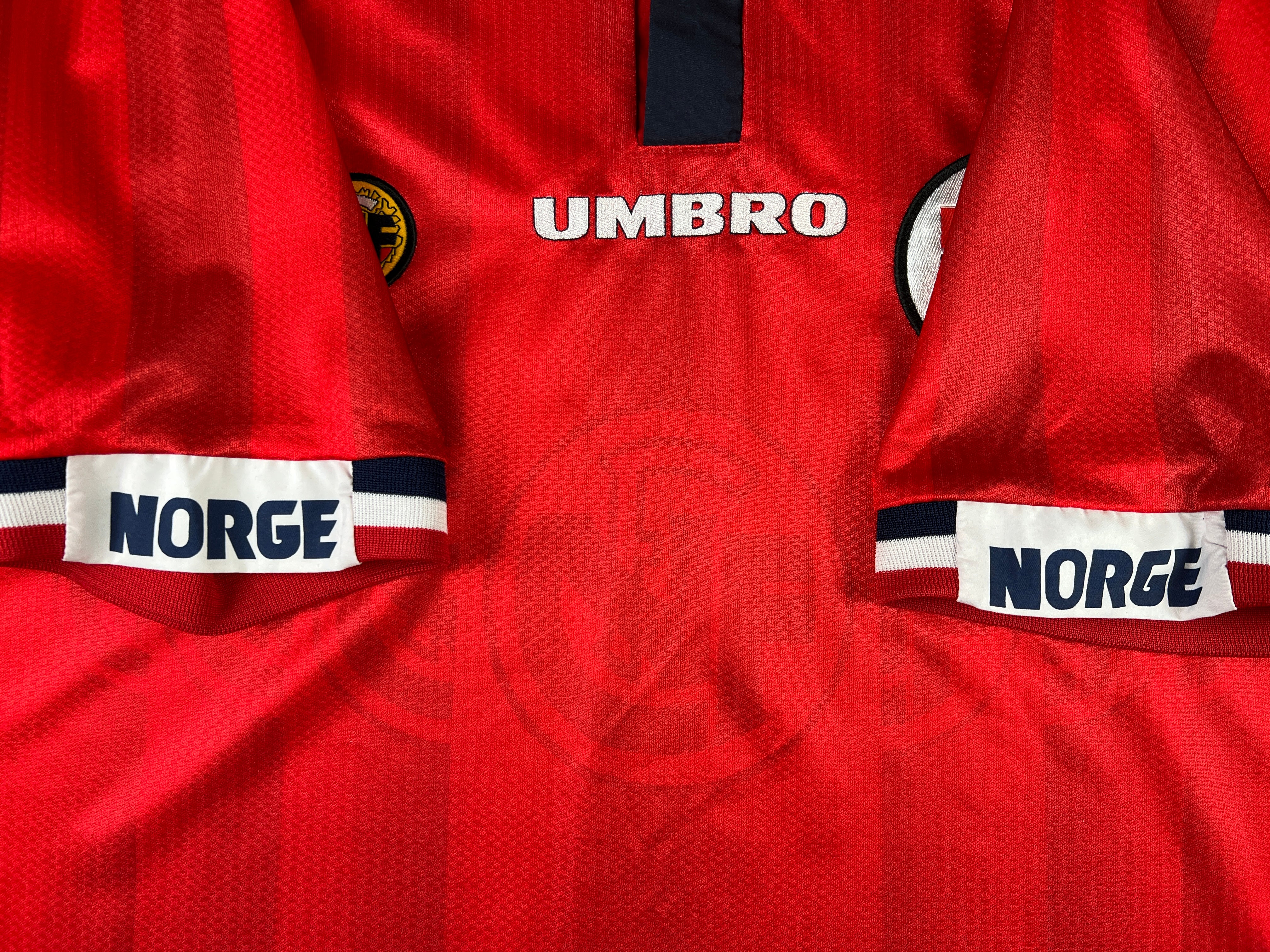 Norwegen 1998-00 Heim Trikot L umbro