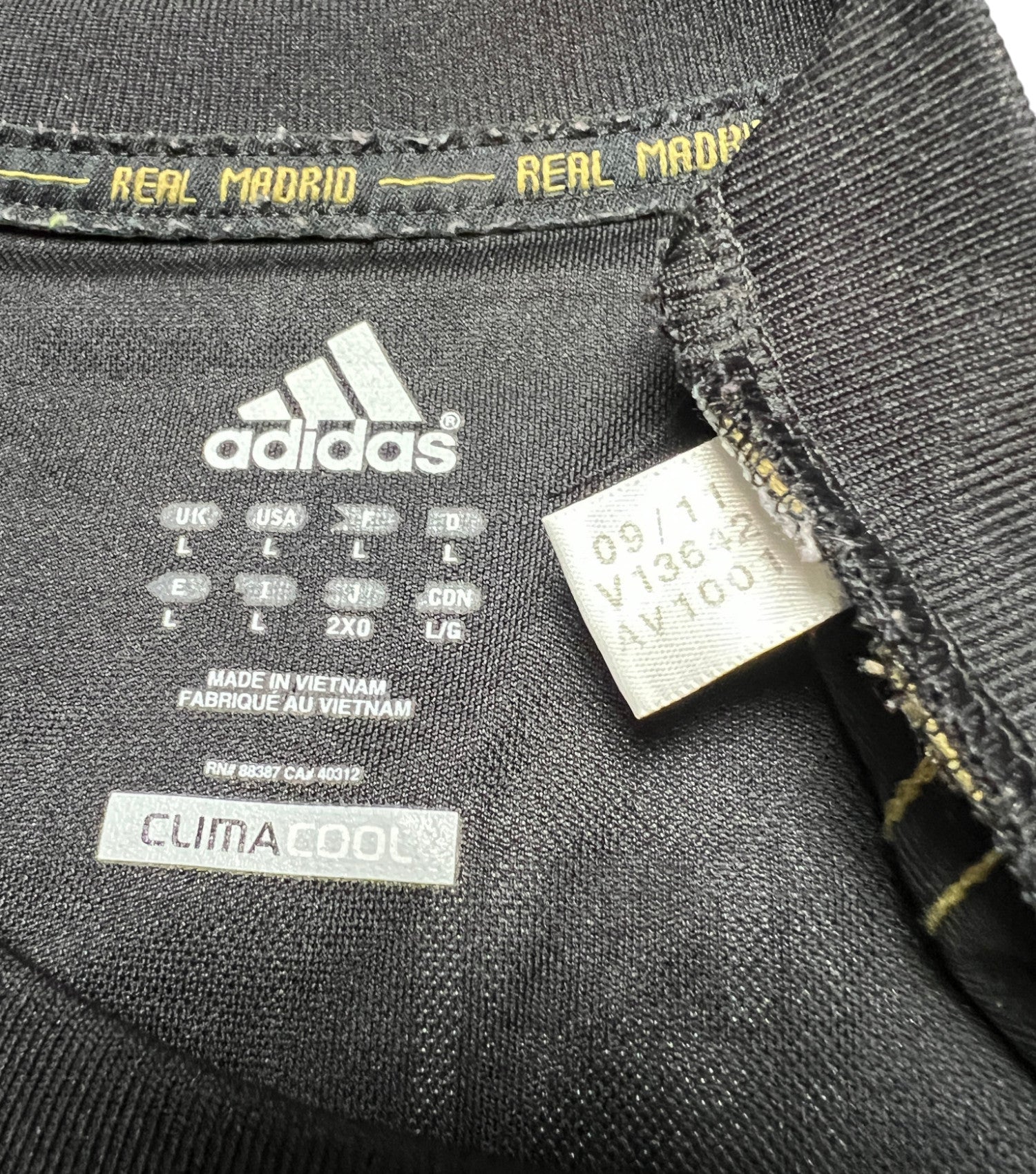 Real Madrid 2011-12 "Kaká" Auswärts Trikot (L) adidas