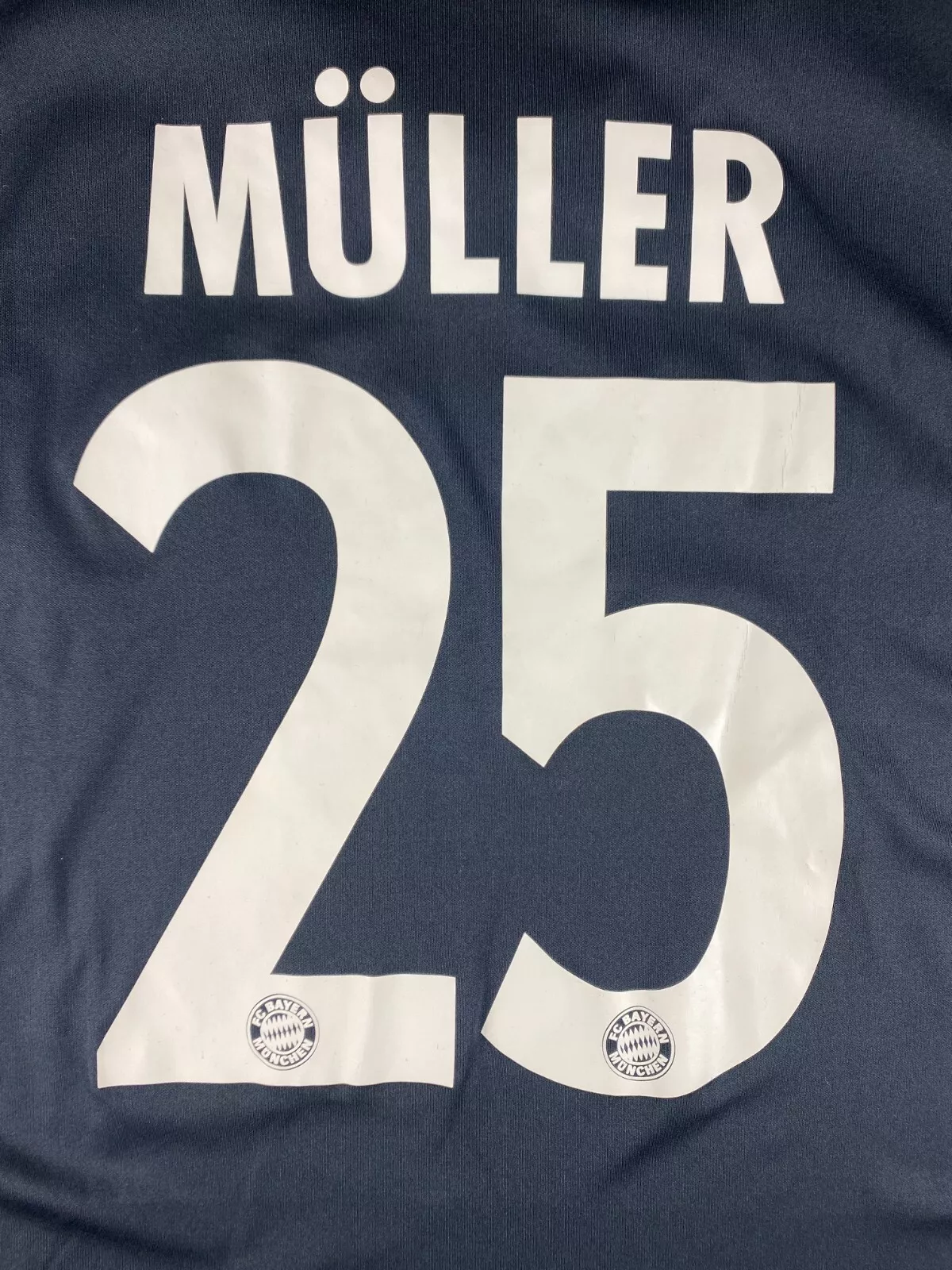 Bayern München 2010-11 "Müller" Drittes Trikot L adidas